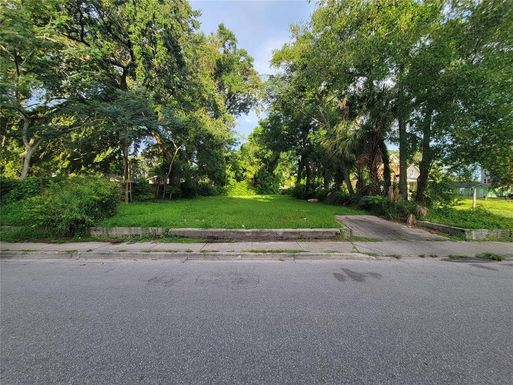 1210 S PARRAMORE AVENUE