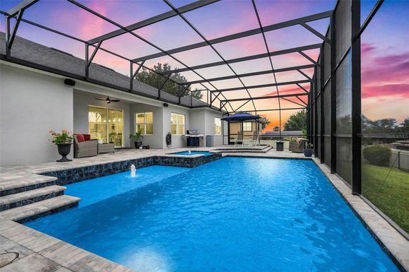 9828 ROYAL VISTA AVENUE