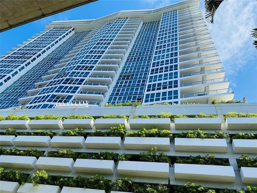 48 LUIS MUNOZ RIVERA UNIT 2701