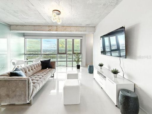 404 CONSTITUCION AVENUE UNIT 2106