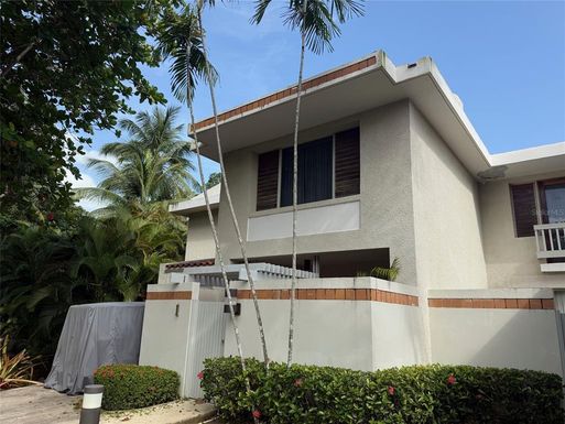 1 FAIRWAYS VILLAGE DRIVE