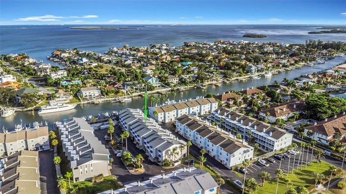 745 PINELLAS BAYWAY S UNIT 207