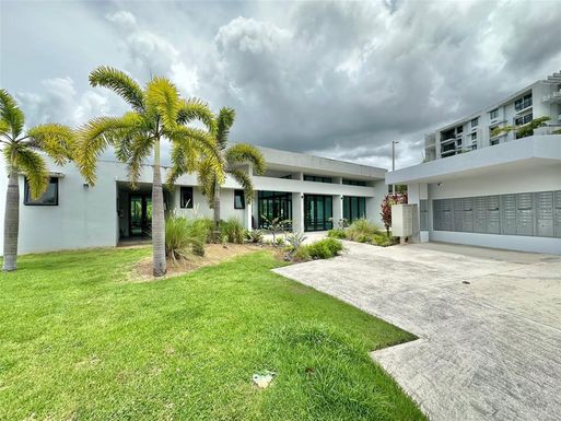 Ave. San Ignacio FRAILES UNIT B101