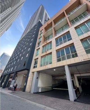 227 NE 2ND STREET UNIT 1602