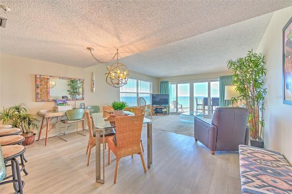 17200 GULF BOULEVARD UNIT 401