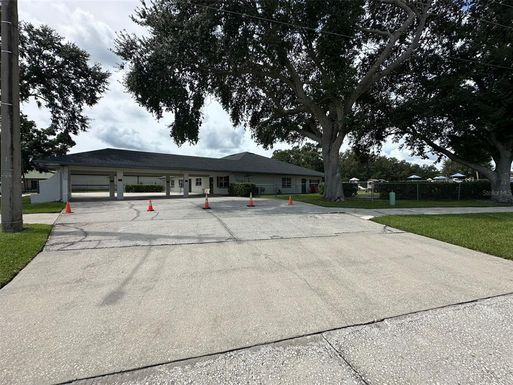 90 S DOVERPLUM AVENUE