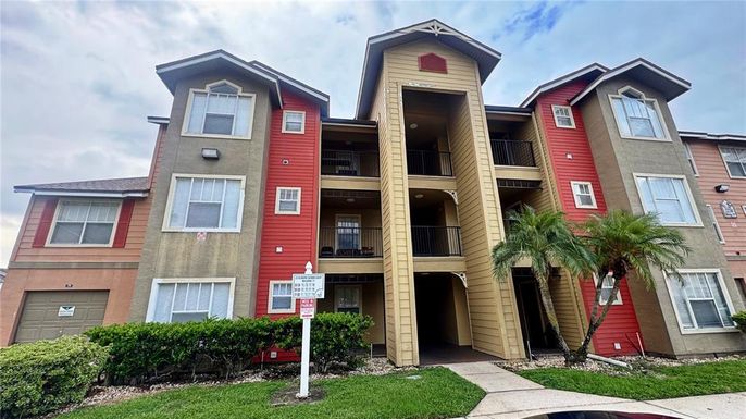 2210 GRAND CAYMAN COURT UNIT 1711