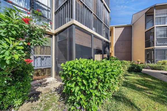 612 BIRD BAY DRIVE S UNIT 118