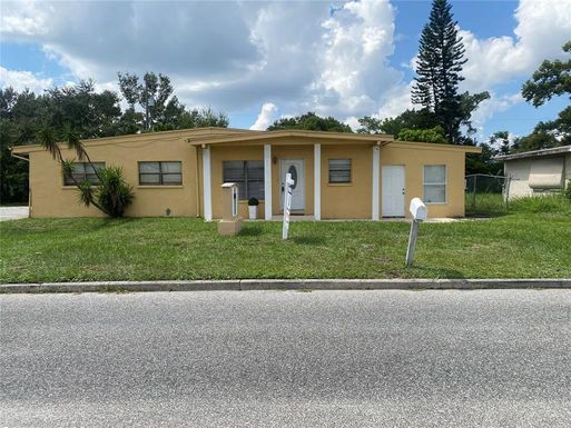 10 S SEMORAN BOULEVARD