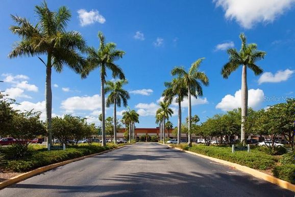 5805 MANATEE AVENUE W UNIT Condo 4