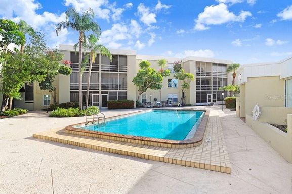 2302 S MANHATAN AVENUE UNIT 310