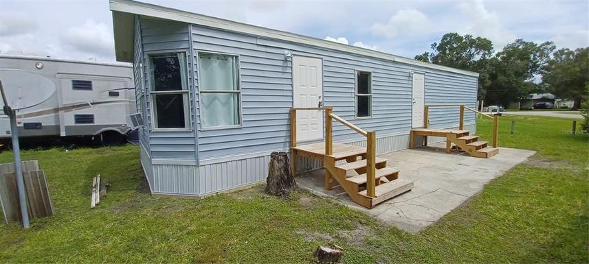 3076 SW SWAIN AVENUE UNIT 1