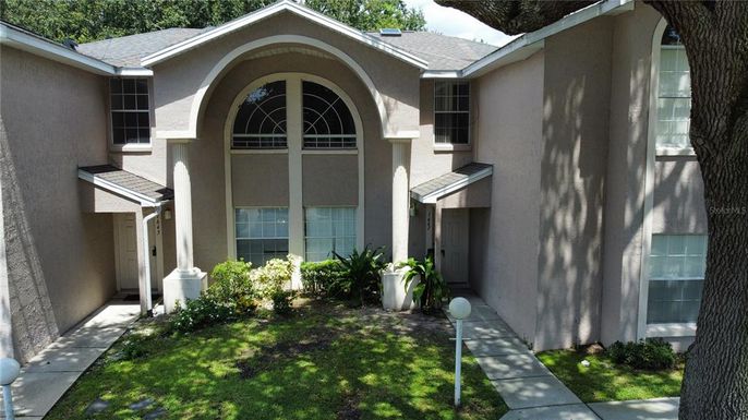 1647 WINDSOR OAK COURT