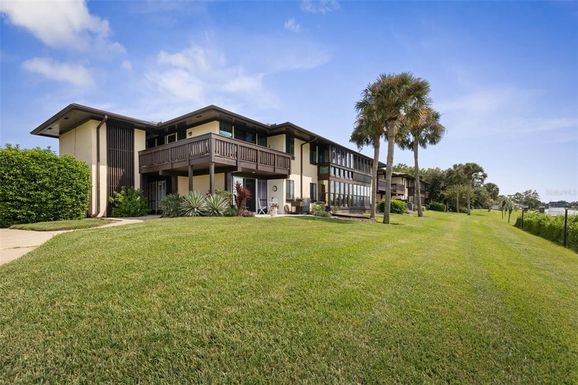 42 CLUB HOUSE DRIVE UNIT 104