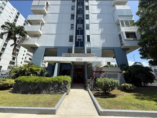 37 ISLA VERDE AVE. UNIT 815
