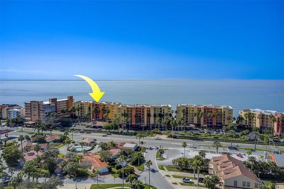 16450 GULF BOULEVARD UNIT 564