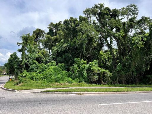 387 N PINE HILLS ROAD