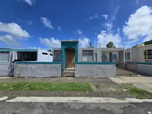 F-5 VILLAS DE MAUNABO