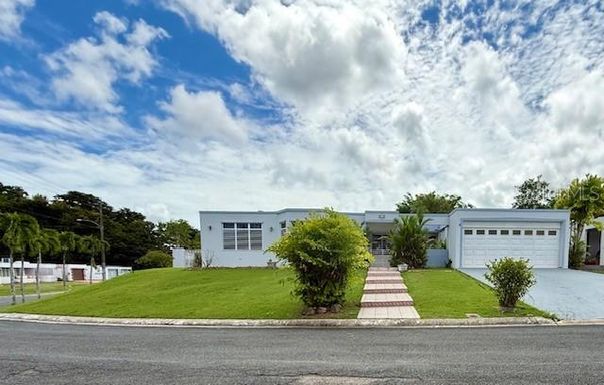 1 URB LAS QUINTAS UNIT D 5