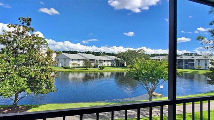 928 S PINE RIDGE CIRCLE