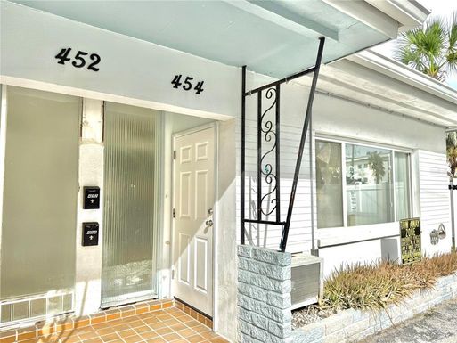 451 POINSETTIA AVENUE