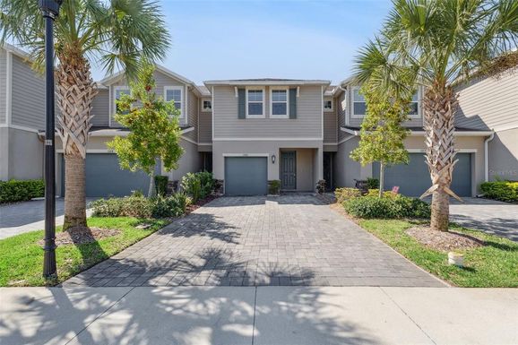 1106 ARBOUR VERDE COURT