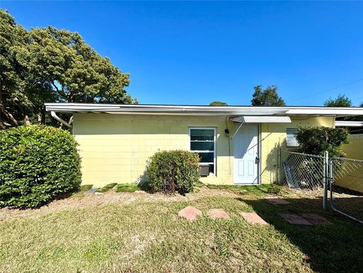 1338 PERUVIAN LANE UNIT 2