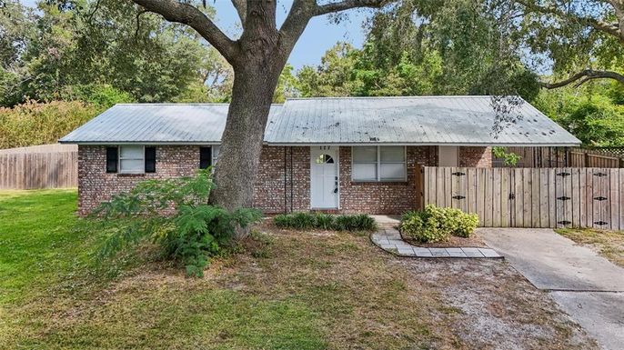 177 SW FERNDALE PLACE