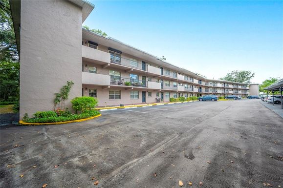 150 EL DORADO UNIT 101