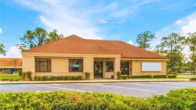 1800 W OAK RIDGE ROAD UNIT B