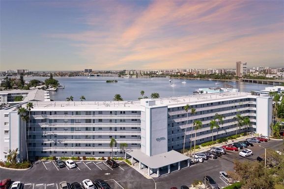 1868 SHORE DRIVE S UNIT 207