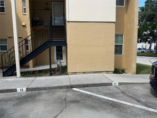 3810 N OAK DRIVE UNIT N11