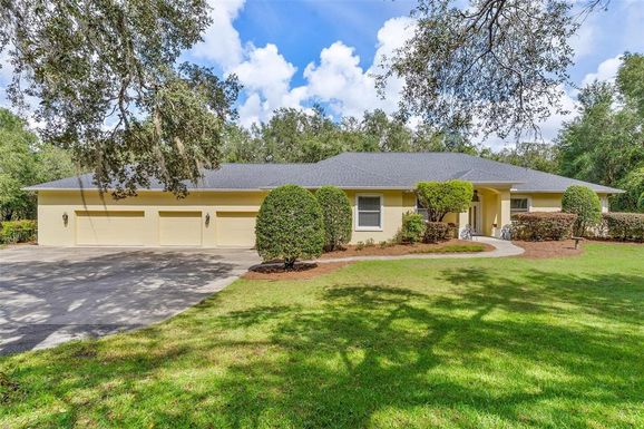 5625 LAKE GRIFFIN ROAD