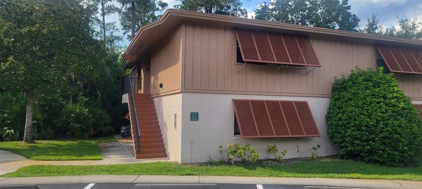 160 LIVE OAK WOODS COURT UNIT 3C