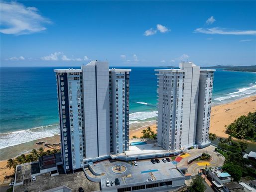 Torre Este CONDOMINIO SANDY HILLS Apt 1E