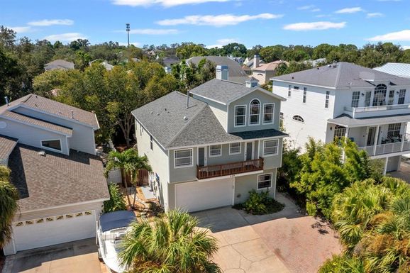 506 OCEANVIEW AVENUE