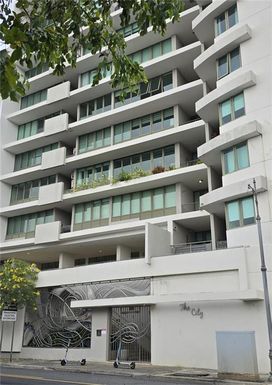 1863 FERNANDEZ JUNCOS UNIT 701