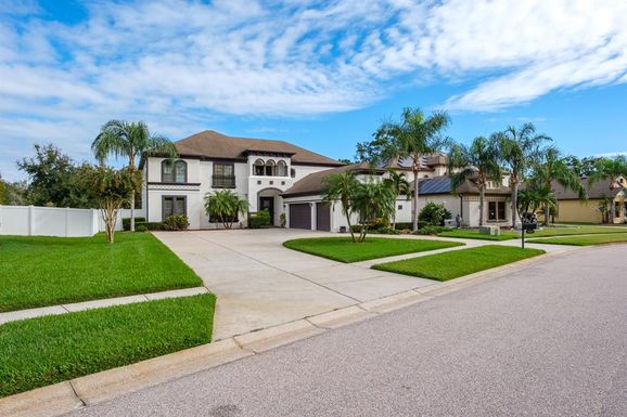 22255 OAKVILLE DRIVE