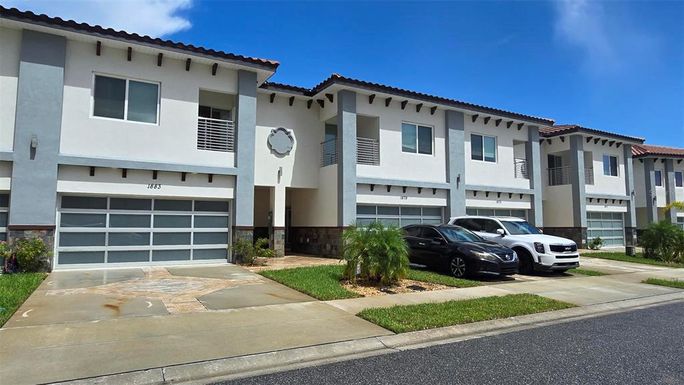 1863 BRENTWOOD COURT