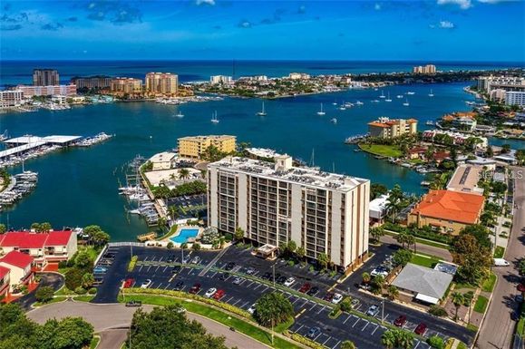 255 DOLPHIN POINT UNIT 413