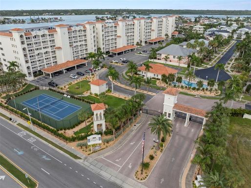 17715 GULF BOULEVARD UNIT 302