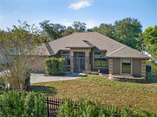 5637 RHAPSODY AVENUE