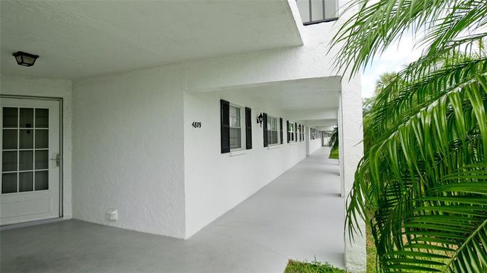 4809 INDEPENDENCE DRIVE