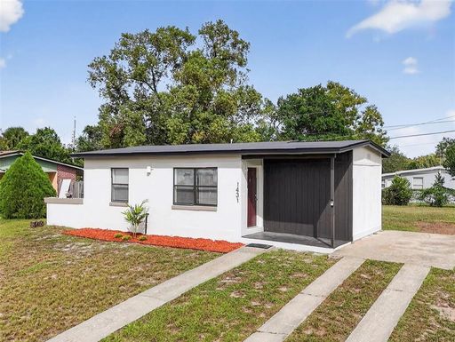 1431 W WELLINGTON DRIVE