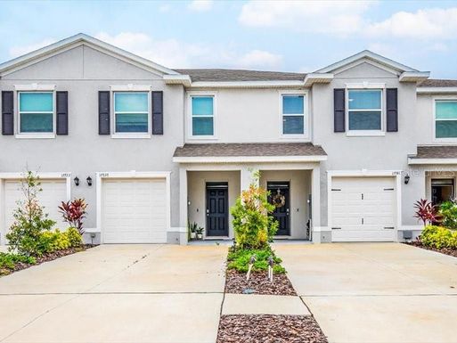 17741 CRESCENT MOON LOOP