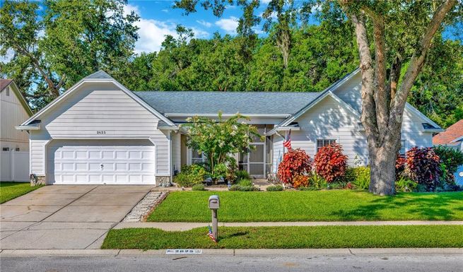 2625 CRESTFIELD DRIVE