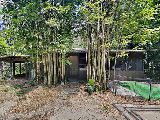 1431 SEMINOLA BOULEVARD UNIT 3