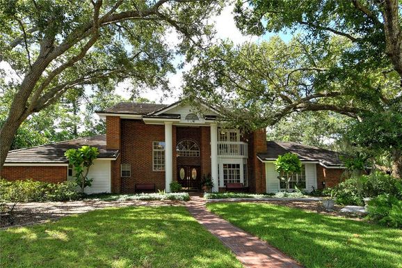 4550 CHIMNEY CREEK DRIVE