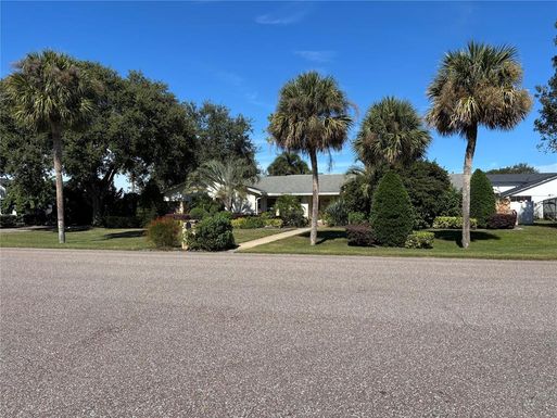 8483 BAY HILL BOULEVARD