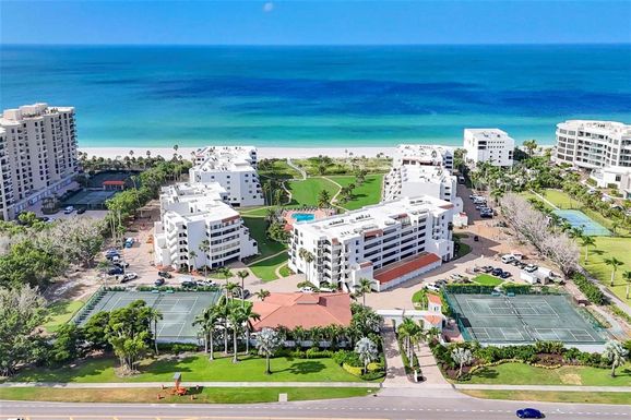 1465 GULF OF MEXICO DRIVE UNIT 402